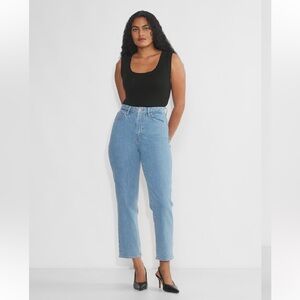 ARITZIA Denim Forum Size 31 Super High Rise Curvy Crop* hemmed Med Blue Jeans